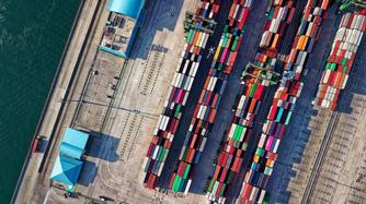 What is the impact of supply chains, personnel, and economics on franchise networks?