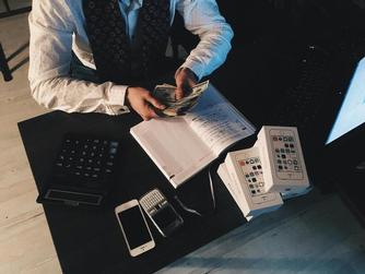 What are franchise fees and royalties?
