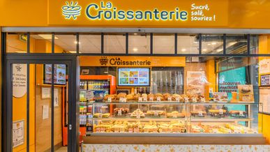 La Croissanterie: Customer Reviews Highlight Strong Satisfaction Across African and International Clients