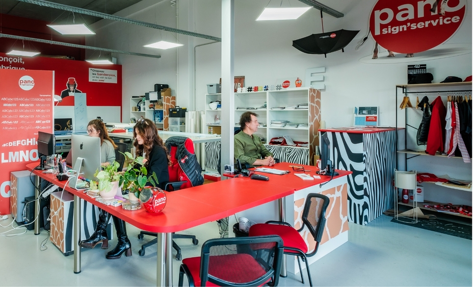 PANO: 45 Years of Innovation in Visual Communication and Signage